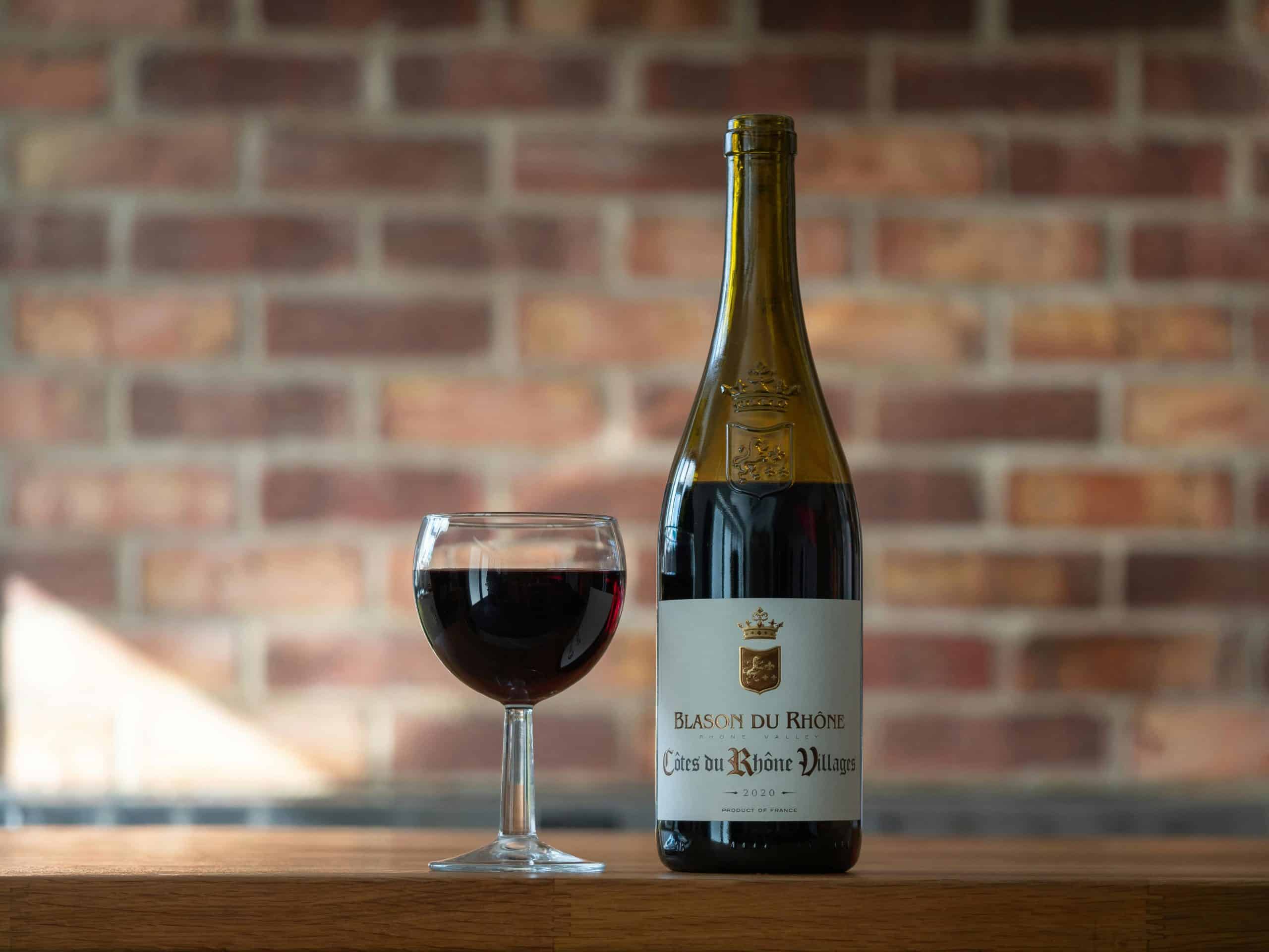 Vins naturels : définition, appellations et avantages, tout comprendre avec Gare aux Vins